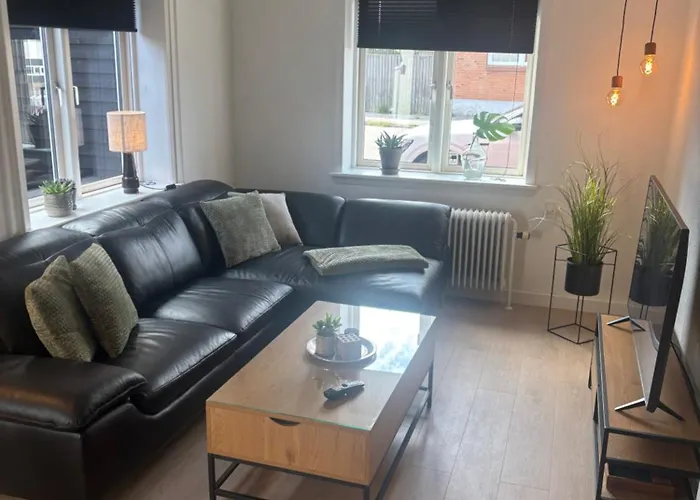 Ny Laekker Pa Havnen Thyborøn